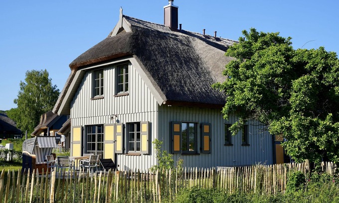 Putbus House | Newly built, modern, close to nature - that describes the Klein Stresow vacation village