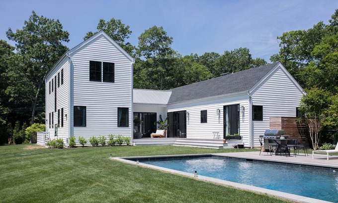 Northwest Harbor House | Newly built Modern Retreat