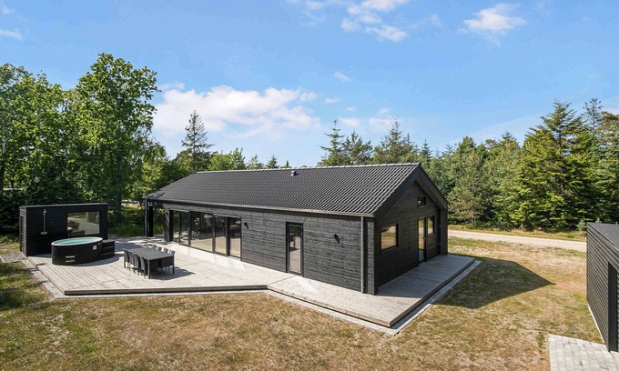 Hals House | Newly built summer house full of luxury