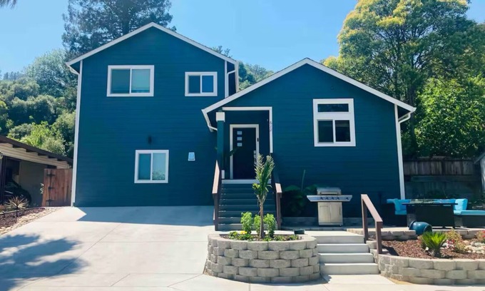 Ukiah House | Newly Built Westside Paradise 4-bedroom house in Ukiah