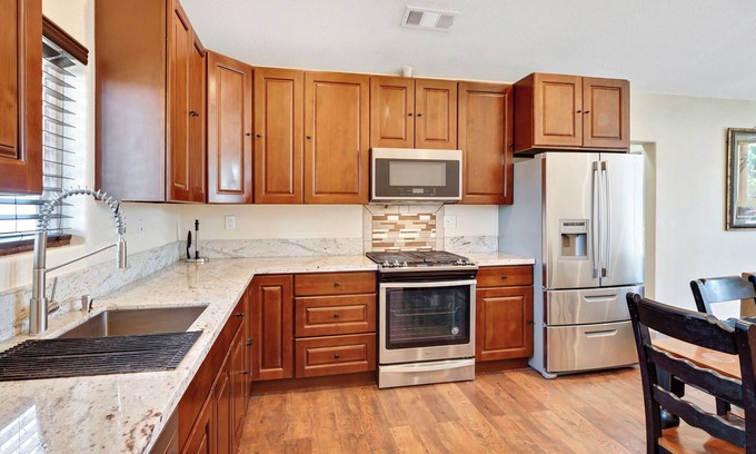 East Whittier House | NEWLY BUILT - Whittier Home