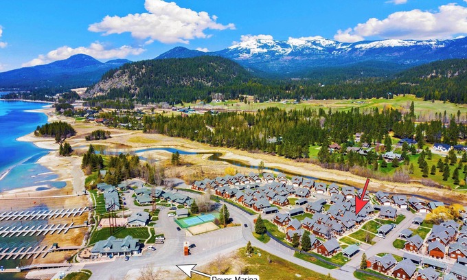 Dover Bay House | Newly Furnished Bungalow in Dover near Lake and Ski Resort