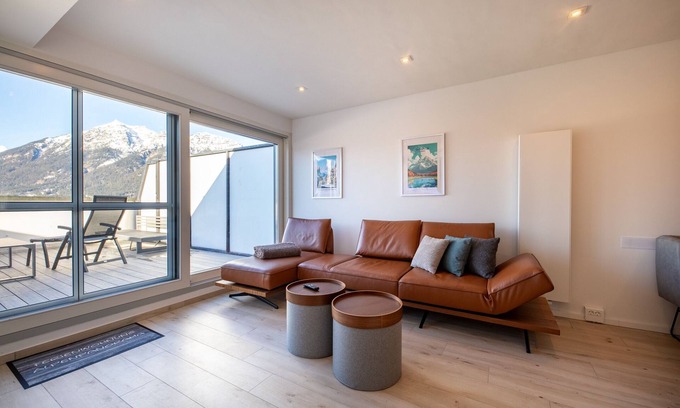Garmisch-Partenkirchen Apartment | NEWLY RENOVATED APARTMENT "Alpenpanorama"