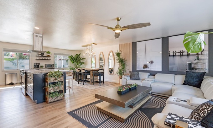 Park Scottsdale Four House | NEWLY REMODELED AND FURNISHED! Keim Villa 8 rooms, 15 beds Old Town Scottsdale