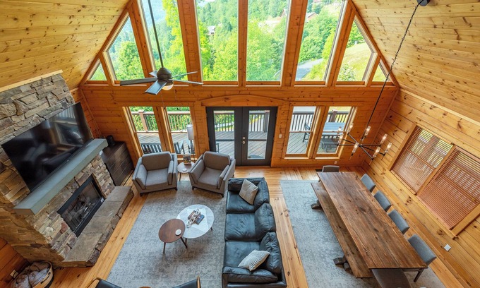 Wolf Laurel Cabin | Newly Remodeled Luxe Cabin, Comfy Beds, Great Views, Hot Tub, at Hatley Pointe!