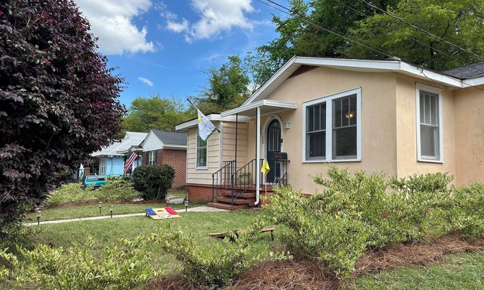 Midtown House | Newly Renovated 1936 Home Close To Augusta National, Airport & Downtown!