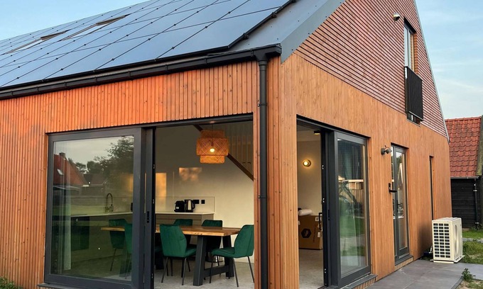 Hollum Apartment | Newly renovated apartments on large grounds