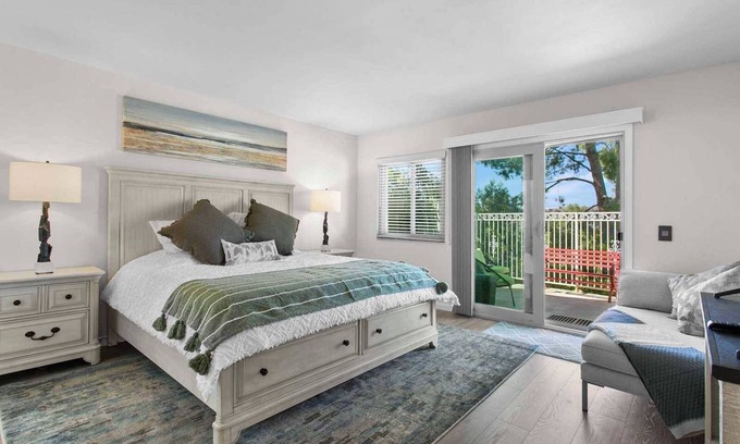 Valle Lindo House | Newly Renovated|Communal Pool|20min to Disney|Backyard|Dedicate Workspace #41910