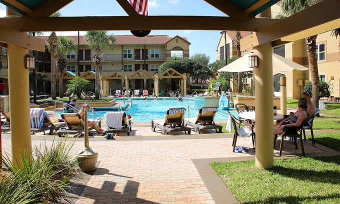 Florida Central Atlantic Coast Resort | *Newly Renovated* Cozy Two Bedroom Resort Condo Very close to DISNEY