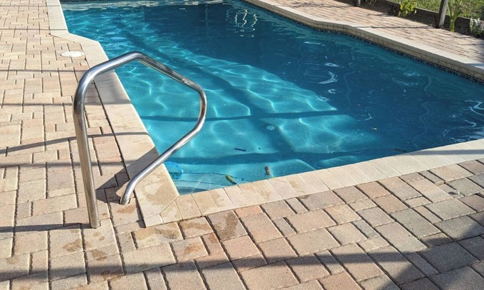 Lakeland House | Newly renovated home with a pool in the heart of south Lakeland.