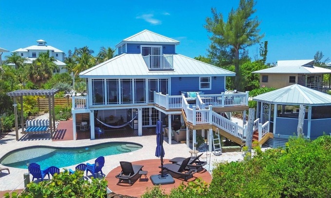 Cape Haze House | Newly renovated, Luxury 3 Bedroom pool home close to beach, private dock on Kettle Harbor.