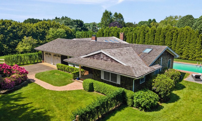 Village of Southampton House | Newly Renovated & Private in Southampton Village