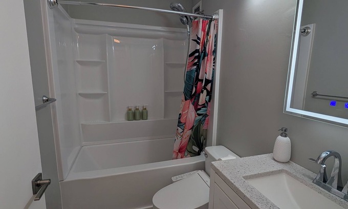 Waikiki Apartment | Newly renovated, secure, 2-bedroom apartment in beautiful Waikiki with AC