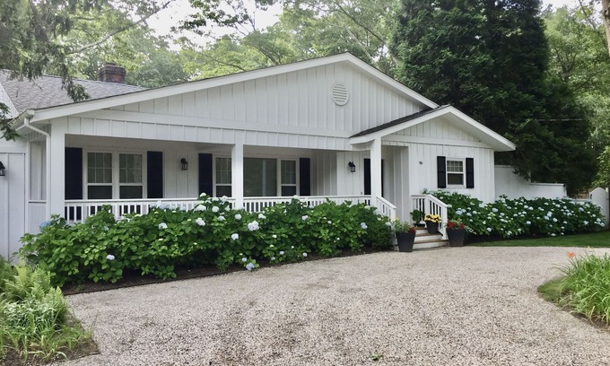 Wainscott Woods House | Newly Renovated, Wainscott Village, Heated Pool+5 min to Beach