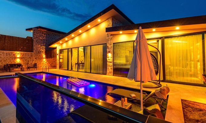Faralya Villa | Nez - 1 Bedroom with jacuzzi in Kalkan Çayköy