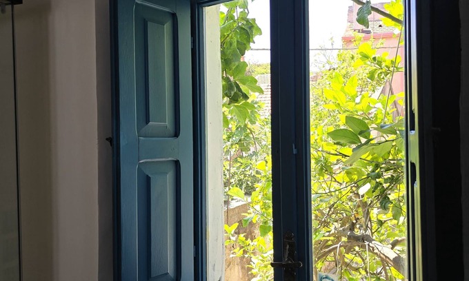 Castel Morrone Hotel | 'ngoppe A Castelluccia