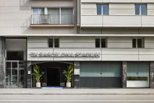 La Maternitat i Sant Ramon Hotel | NH Barcelona Stadium