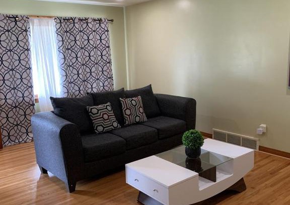 Athol Springs House | Niagara Falls Private Brick Vacation Home