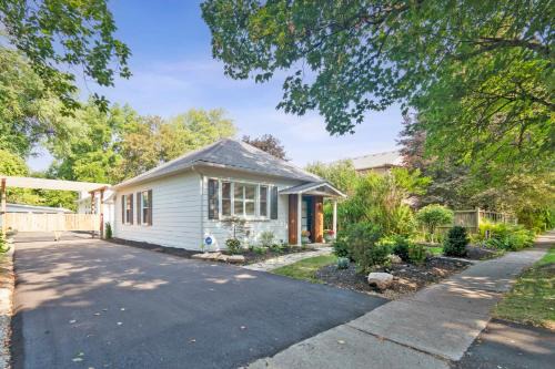 Old Town Historic District Apartment | Niagara on the Lake Vacation Home