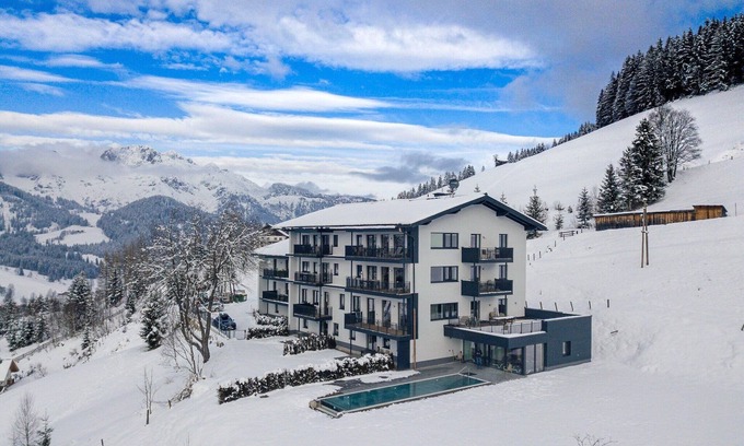 Sankt Martin am Tennengebirge Apartment | Nice apartment with shared pool