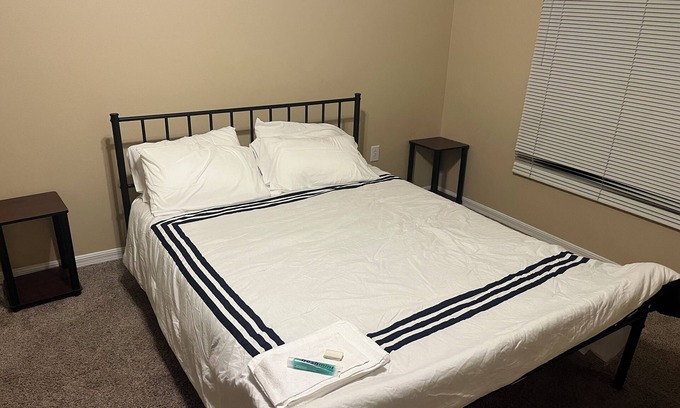 Sterling Ranch House | Nice 4-bedroom house with AC in charming Brandon/Tampa area