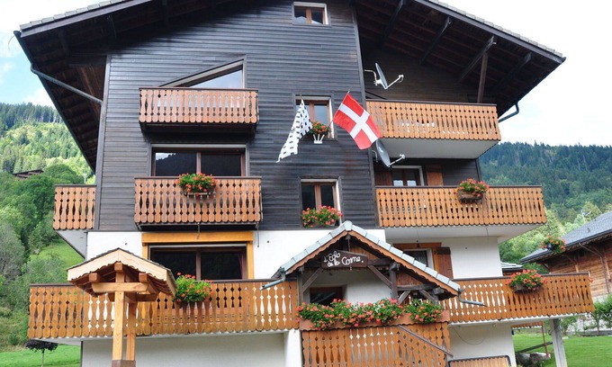 La Chapelle-d'Abondance Apartment | Nice apartment for 4 people with WIFI, TV, balcony, pets allowed and panoramic view