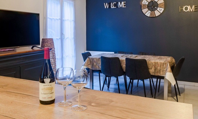 Touques Apartment | Nice apartment for 6 guests with WIFI, TV and patio