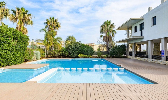 El Grau de Moncofa Apartment | Nice apartment for 4 people with pool, A/C, WIFI, TV and terrace