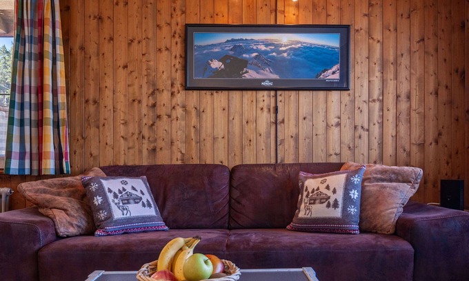 Salins Apartment | Nice apartment for 6 guests with WIFI, TV and balcony