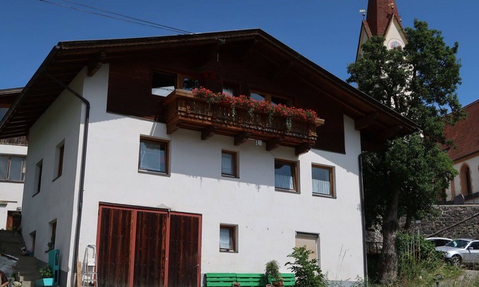 Kauns Apartment | Nice apartment for 6 people with WIFI, TV, balcony and pets allowed