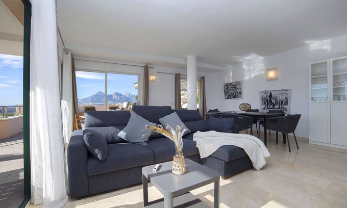 Altea la Vella Apartment | Nice apartment for 6 people with WIFI, A/C, pool, TV and patio