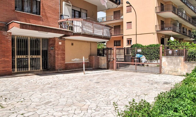 Formia Apartment | Nice apartment for 8 guests with WIFI, A/C, TV, balcony and pets allowed