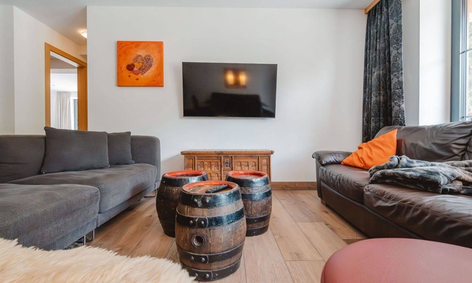 Hinterglemm Apartment | Nice apartment for 8 people with WIFI, TV, terrace and panoramic view
