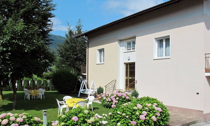 Caldonazzo Apartment | Nice apartment for 3 people with WIFI, TV, patio and parking