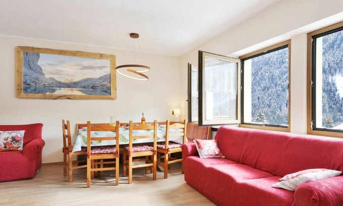 Campestrin Apartment | Nice apartment for 8 people with WIFI, TV, balcony, pets allowed and parking