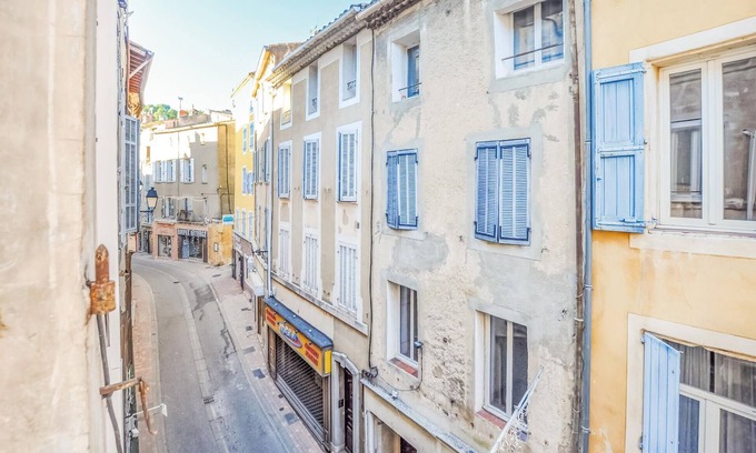 Barjols Apartment | Nice apartment in Barjols with WiFi