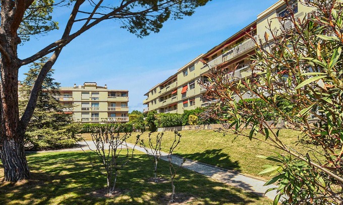 Carpentras Apartment | Nice apartment in Carpentras with WiFi