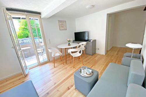 Eschborn Apartment | Nice Apartment in Eschborn