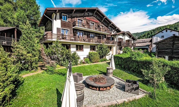 Vercorin House | Nice apartment in villa for 23 people with WIFI, hot tub and terrace