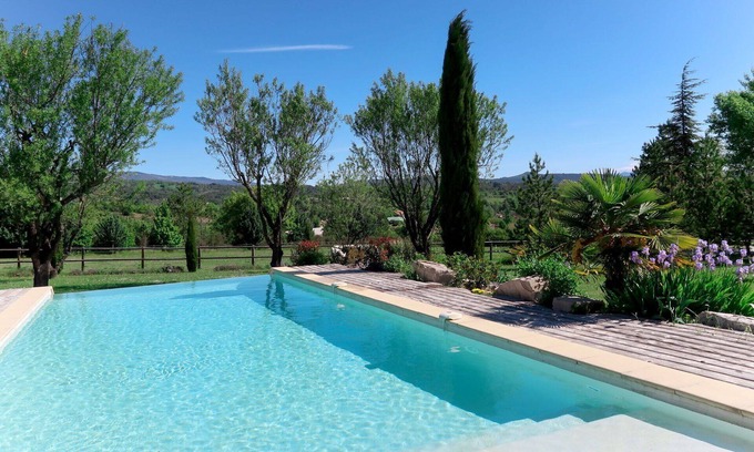 Sigonce Villa | Nice apartment in villa for 8 guests with WIFI, pool, TV, patio and pets allowed