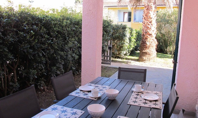 Ameglia House | Nice apartment in villa for 5 guests with WIFI, TV, terrace and pets allowed, close to La Spezia
