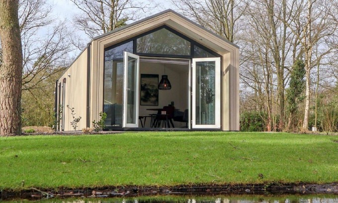 Schaarsbergen House | Nice apartment in villa for 4 guests with pool, WIFI, TV and terrace