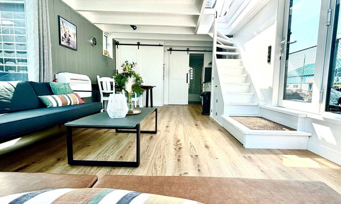 Woudsend House | Nice apartment in villa for 4 guests with WIFI and patio