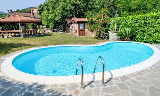 Casarza Ligure Apartment | Nice apartment for 6 people with private pool, WIFI, A/C, TV and terrace