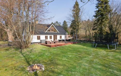 Farso House | Nice Home In Farsø With Wifi