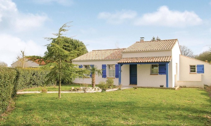 Saint-Maixent-sur-Vie House | Nice home in St Maixent sur Vie