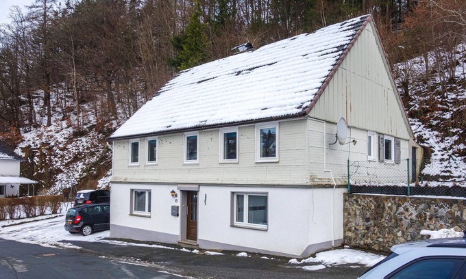 Deifeld House | Nice home in Medebach with sauna