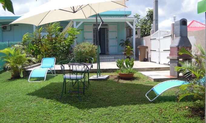 Le Moule Apartment | nice jade house