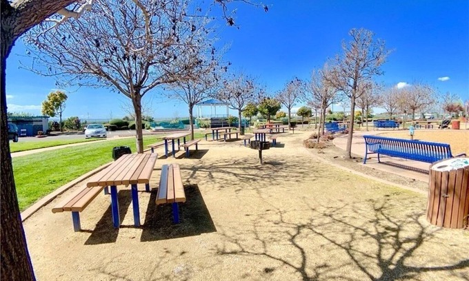 Union City Apartment | Nice Studio w/Private Entrance & Yard
