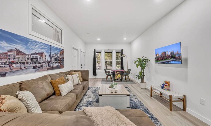 Front Park Apartment | Nickel City Flat Arcade Dtwn